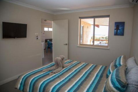 Peoples Park - Accommodation Brisbane 6