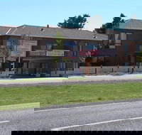 Snow Gate Motel and Apartments - Accommodation Brisbane