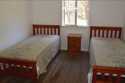 Four Bull Hut - Accommodation Brisbane 2