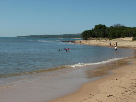 Black Dolphin Beach Penthouse - Accommodation Brisbane 3