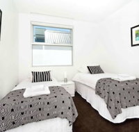 Broadway in Elwood on the Canal