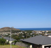 38 Wright Tce Encounter Bay - Accommodation Brisbane