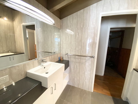 Crystal Brook - Accommodation Brisbane 4