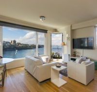 Million Dollar Harbour View - Accommodation Brisbane