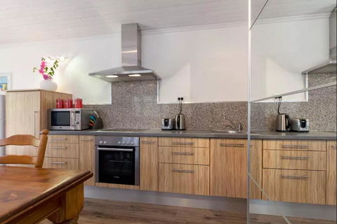 Laneway Studio Heart Of Fremantle - Accommodation Brisbane 2