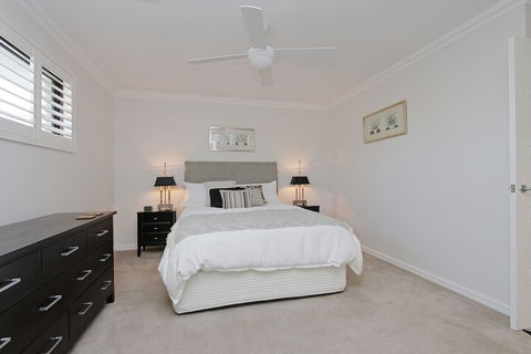 Sapphire Blue - Accommodation Brisbane 6