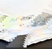 Tennis Elbow - Accommodation Brisbane