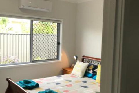 M & Ts Waterfront Bed & Breakfast - Accommodation Brisbane 2