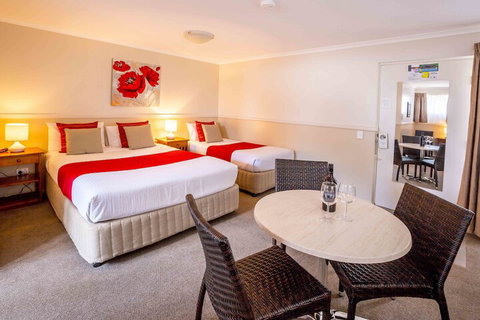Apple & Grape Motel - Accommodation Brisbane 1