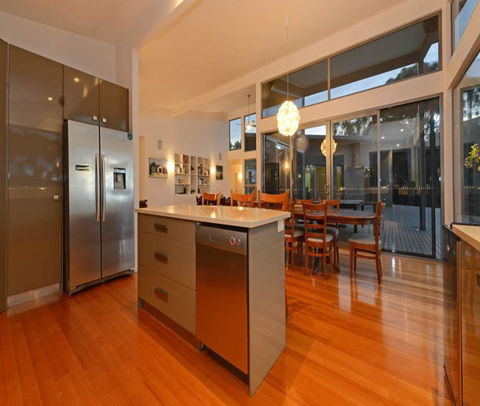 Cloudy Bay Lagoon Estate - Accommodation Brisbane 2