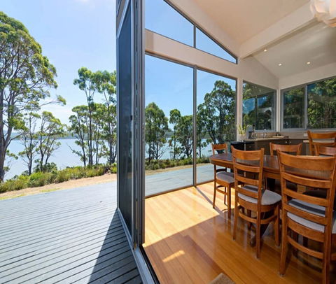 Cloudy Bay Lagoon Estate - Accommodation Brisbane 0
