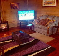 Abelia Lakeside no 2 big spa COTTAGE - Accommodation Brisbane