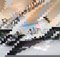 Art Series - The Chen - Accommodation Brisbane