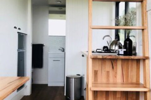 Christopher Tiny House - Accommodation Brisbane 4