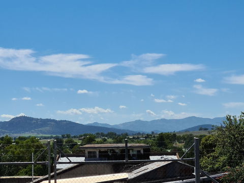 Henry's Quirindi - Accommodation Brisbane 4