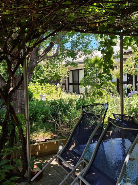 Henry's Quirindi - Accommodation Brisbane 1
