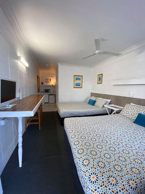 Surf Street Motel - Accommodation Brisbane 6
