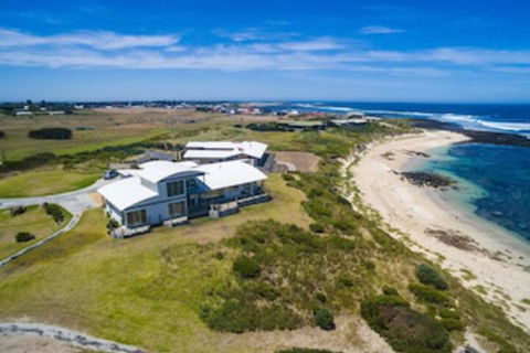 WYTONIA 3 PENTHOUSE - Accommodation Brisbane 0