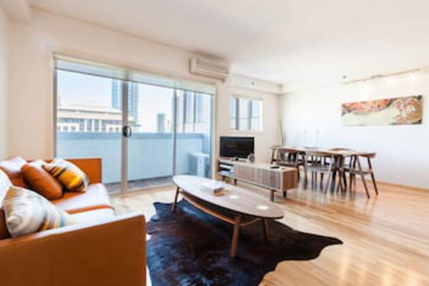 LANCE, 1BDR Melbourne Apartment - Accommodation Brisbane 0