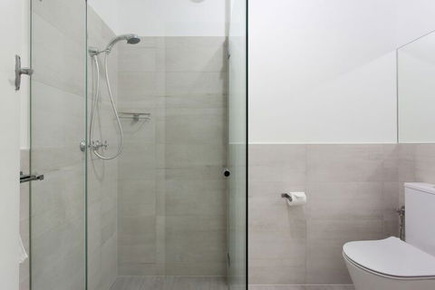 Shenton Park Hensman Road - Accommodation Brisbane 3