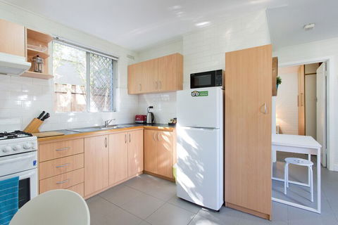 Shenton Park Hensman Road - Accommodation Brisbane 4