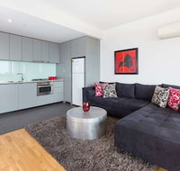 Executive Apartment With Bay Views - Accommodation Brisbane