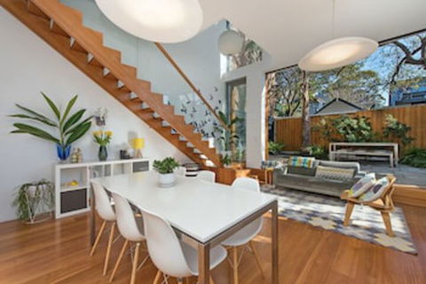 Stunning Family Home 5mins To CBD H332 - Accommodation Brisbane 0