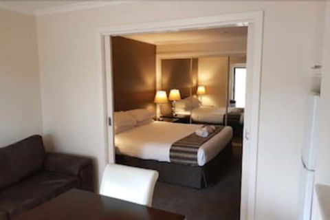 Lakeview Villa's - Accommodation Brisbane 6