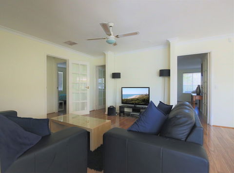 Mindarie Villa - Accommodation Brisbane 1