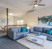 Parkview Villa 2 Luxury 3 Bedroom Home - Accommodation Brisbane