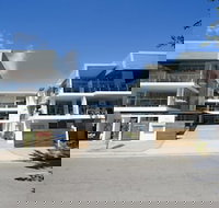 Maggies Beachfront Apt. 10