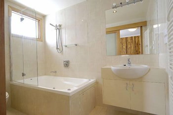 Alpine Haven 2 - Accommodation Brisbane 4