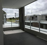 Apartment in Queens Park - Accommodation Brisbane