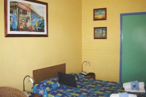 Black Swan Waterfront Motel Not Suitable For Children - Accommodation Brisbane 5