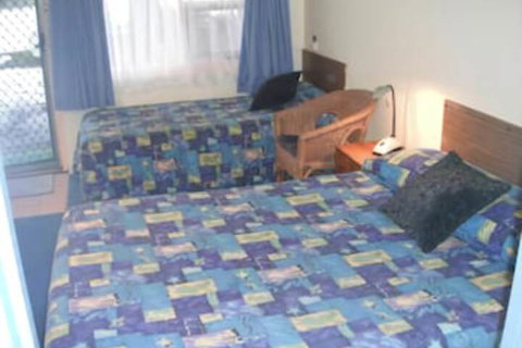 Black Swan Waterfront Motel Not Suitable For Children - Accommodation Brisbane 4