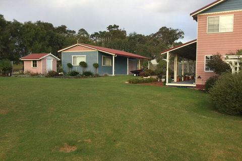 Painted Lady Bed & Breakfast - Accommodation Brisbane 7