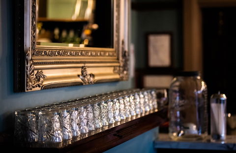 Royal Hotel West Wyalong - Accommodation Brisbane 1