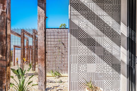 Blackbird - Accommodation Brisbane 0