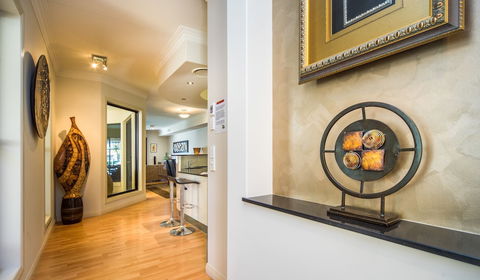 LUXE At Sanctuary Cove - Accommodation Brisbane 4