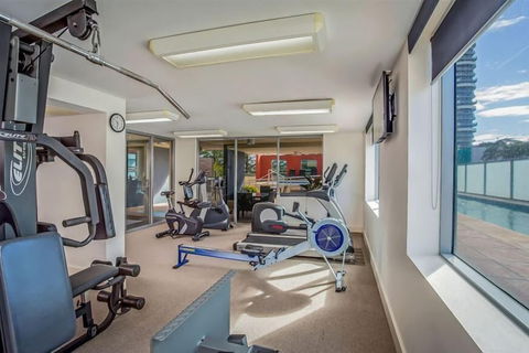 Broadbeach On The Park - Q Stay - Accommodation Brisbane 1