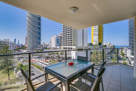 Broadbeach On The Park - Q Stay - Accommodation Brisbane 0