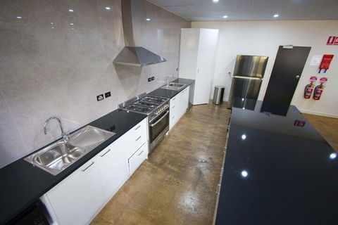 The Bunkhouse - Accommodation Brisbane 2