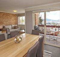 Beloka 9 - Overlooking Lake Jindabyne - Accommodation Brisbane