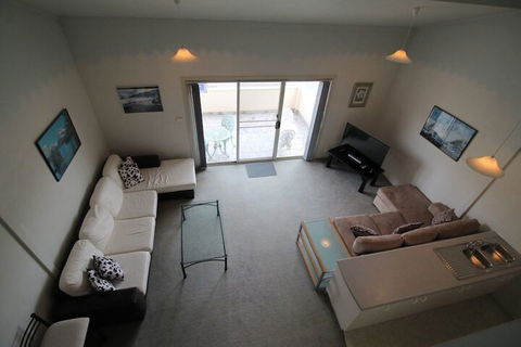 Razorback 11 - Razorback Plaza Jindabyne - Accommodation Brisbane 3
