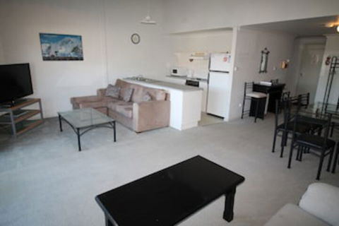 Razorback 11 - Razorback Plaza Jindabyne - Accommodation Brisbane 0