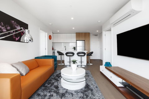 Ilixir Apartments By Ready Set Host - Accommodation Brisbane 5