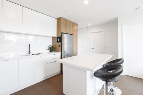 Ilixir Apartments By Ready Set Host - Accommodation Brisbane 3