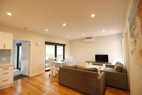 Apollo Bay Seal Apartments - Accommodation Brisbane 5