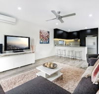Luxury 1 Bedroom home in Broadbeach Waters - Accommodation Brisbane