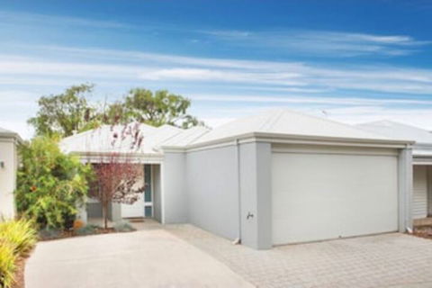 Sunrise Cove - Accommodation Brisbane 0